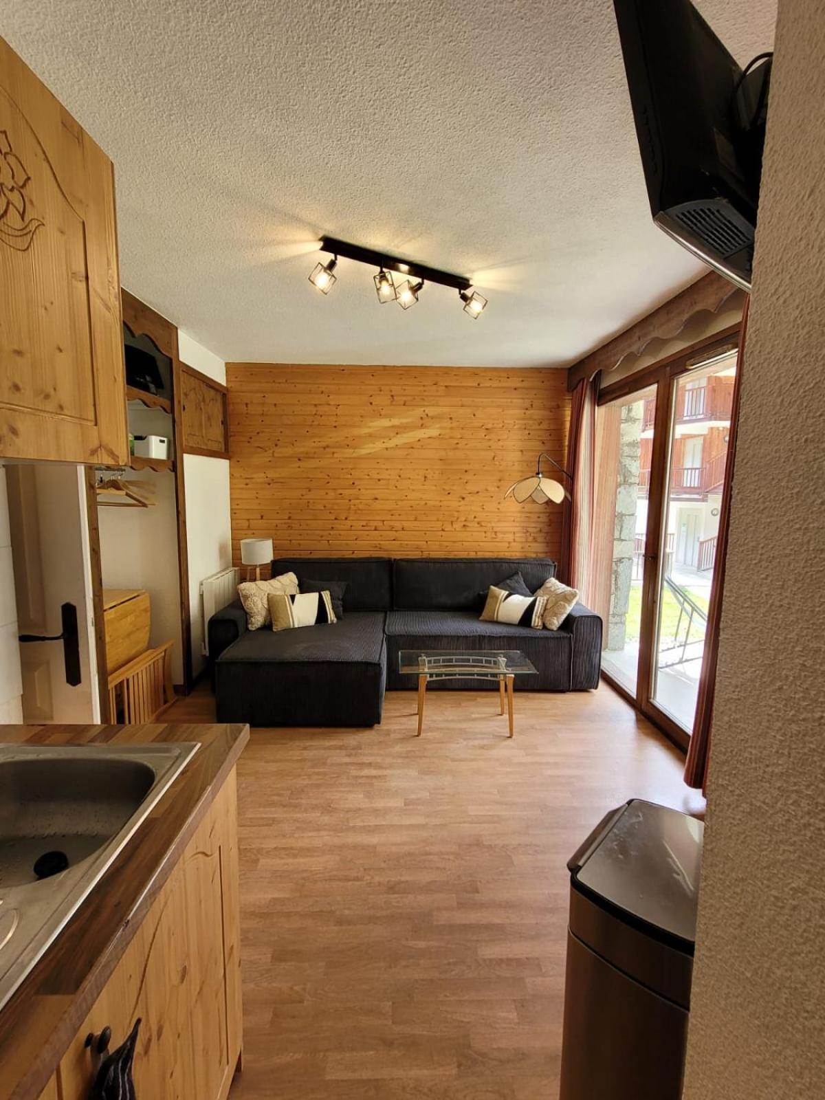 & Confort Orelle-3 Vallees Apartment *