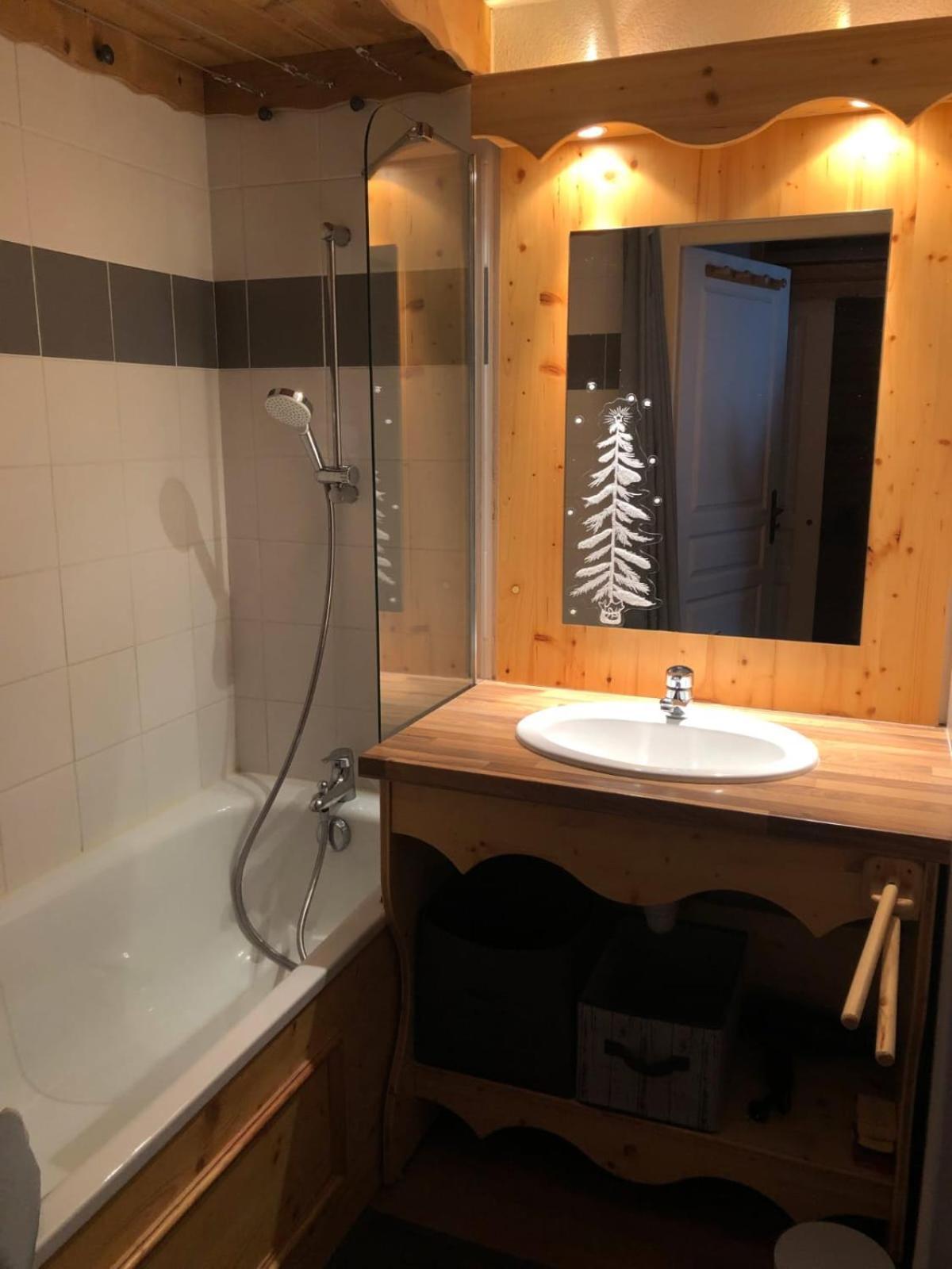 & Confort Orelle-3 Vallees Apartment *
